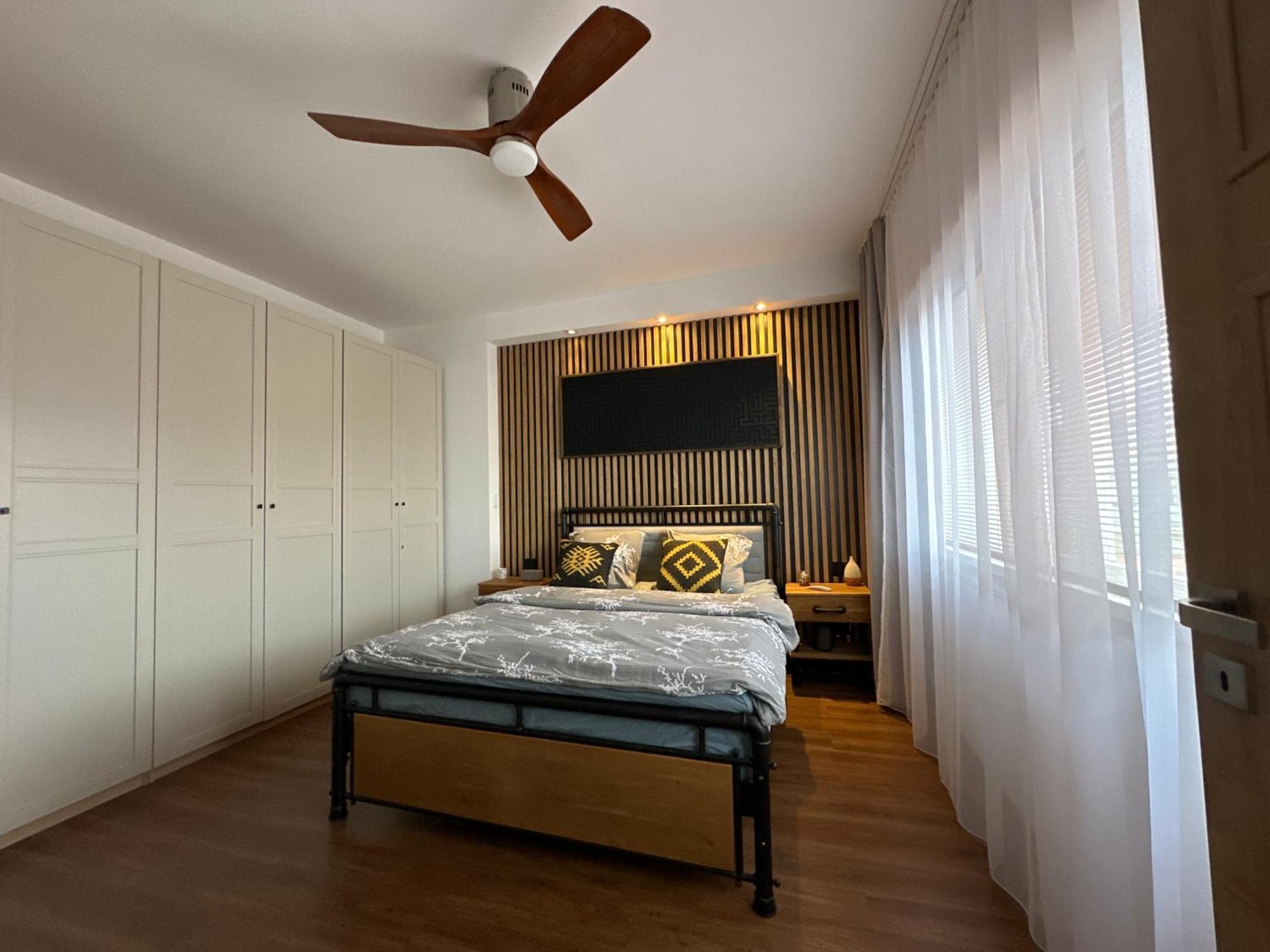 Andel Apartment With Terrace 布拉格 外观 照片